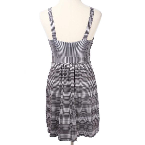TEHAMA Gray Striped Empire Waist Athletic Golf Tennis Dress Womens Size Small - Picture 3 of 5
